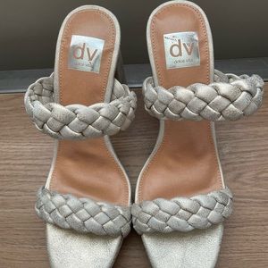 Dolce Vita Presley Gold Braided Sandal size 9